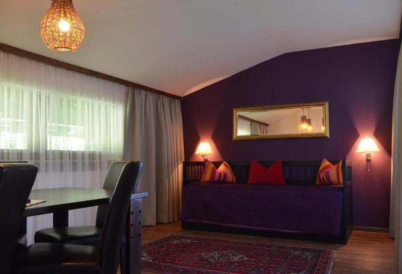 סוויטה משפחתית, Dahoam By Sarina Rooms & Suites