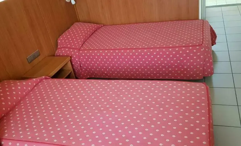 スタンダードルーム, De Venne