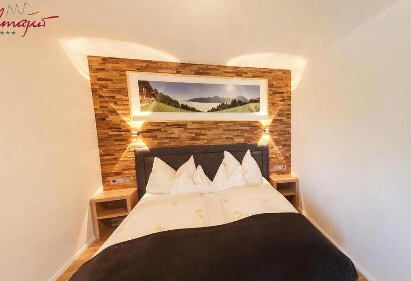 家庭间, Ferienhotel Almajur