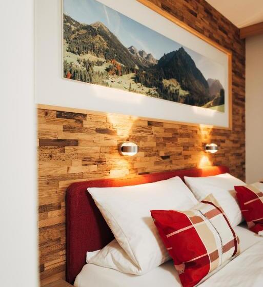 家庭间, Ferienhotel Almajur