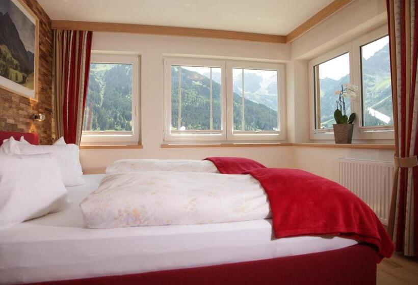 带1个卧室带观景的公寓, Ferienhotel Almajur