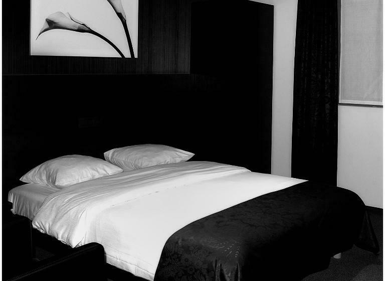 スタンダードルーム, Florent