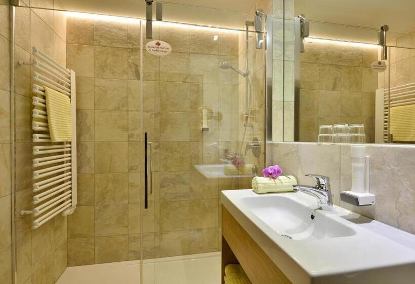 ファミリールーム, Hubertus