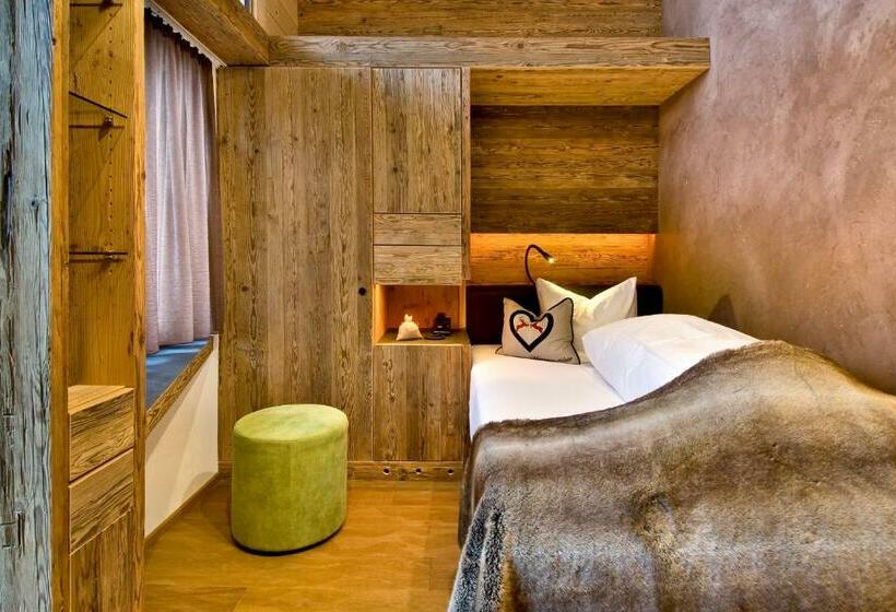غرفة قياسية فردية مزودة بشُرفة, Pete Alpine Boutique Hotel   Klein Und Fein   Private Spa Suiten Und Zimmer