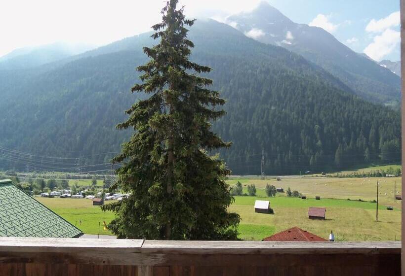 Номер Стандарт с Балконом, Schwarzer Adler