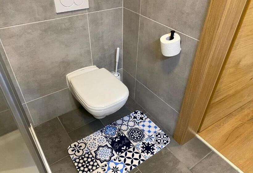 Апартаменты 1 Спальня с Террасой, Schwarzer Adler