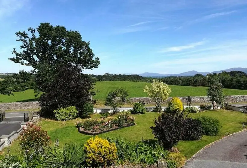 Perhehuone, Inveraray Farm B&b