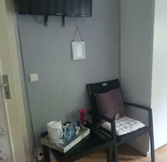 ガーデンビュースタンダードルーム, B&b Au Coq En Pate