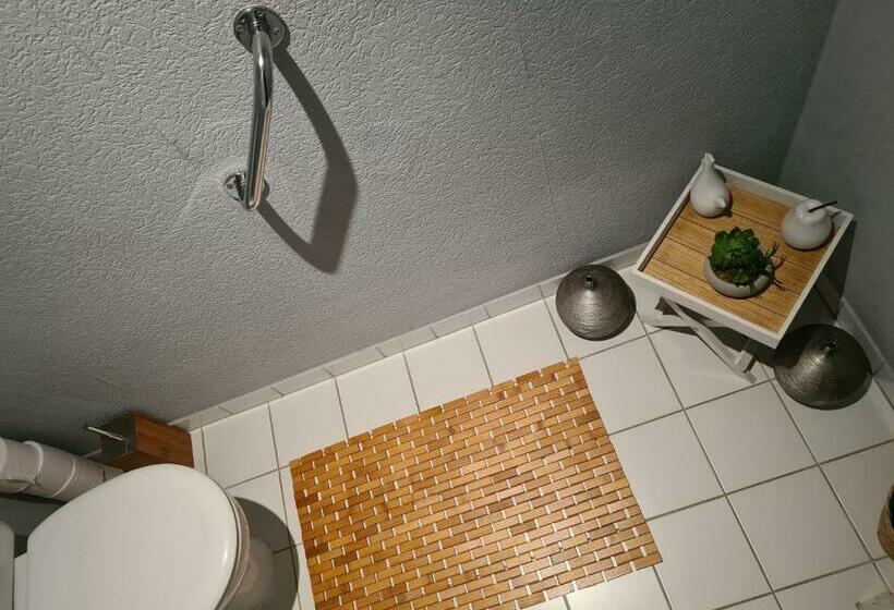 ガーデンビュースタンダードルーム, B&b Au Coq En Pate