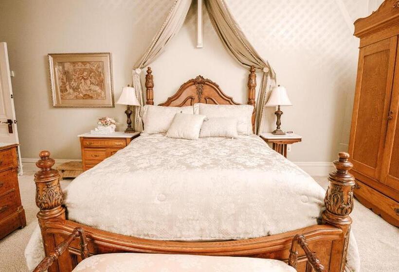 Номер Стандарт, The Londonderry Inn