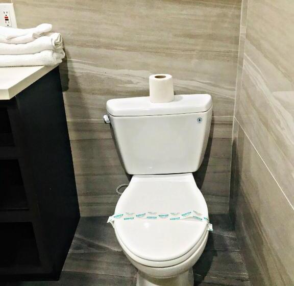 高级大房间, Central Inn Motel