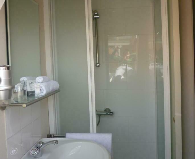 غرفة قياسية, Ambrosia