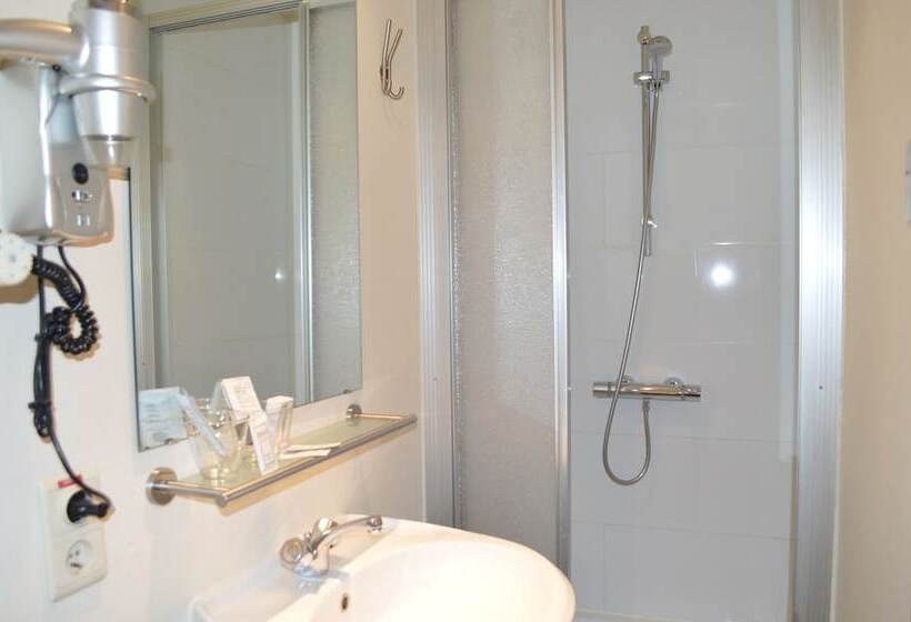 غرفة قياسية ثلاثية, Ambrosia