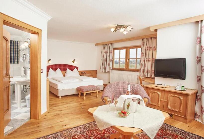 اتاق سوپریور سه تخته, Bloberger Hof