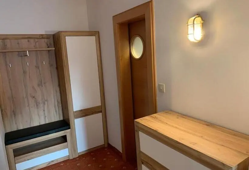 اتاق استاندارد سه نفره, Restaurant Veldener Traumschiff Direkt Am See In 2min Im Zentrum