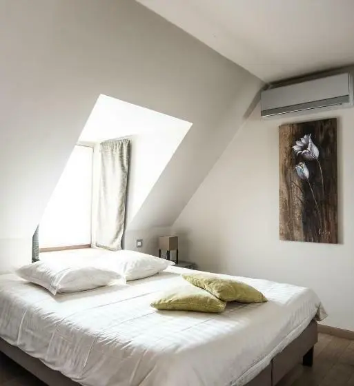 Standard-huone, De La Paix