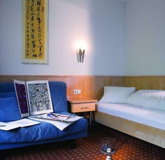 コンフォートシングルルーム, Dominic