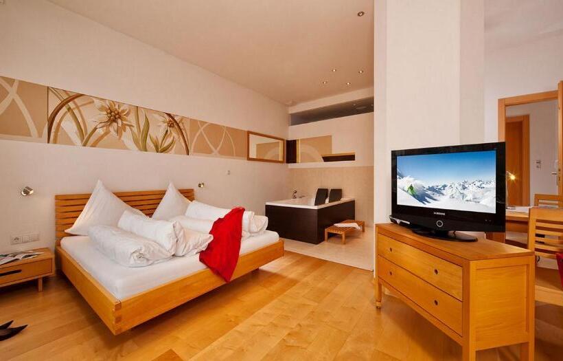 ジュニアスイート, Dominic