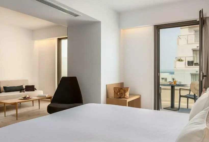 سوییت جونیور, Ibis Styles Heraklion Central