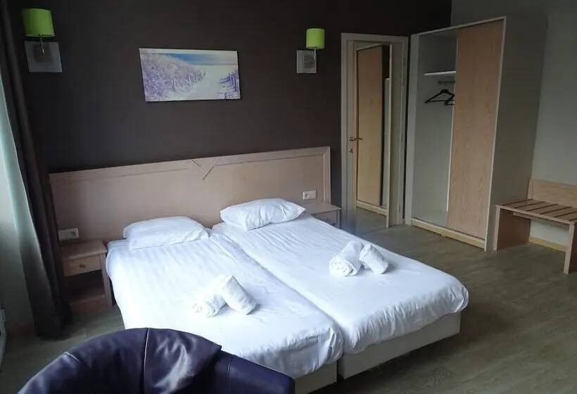 Comfort Kolmen Hengen Huone, Sleep & Go Blankenberge