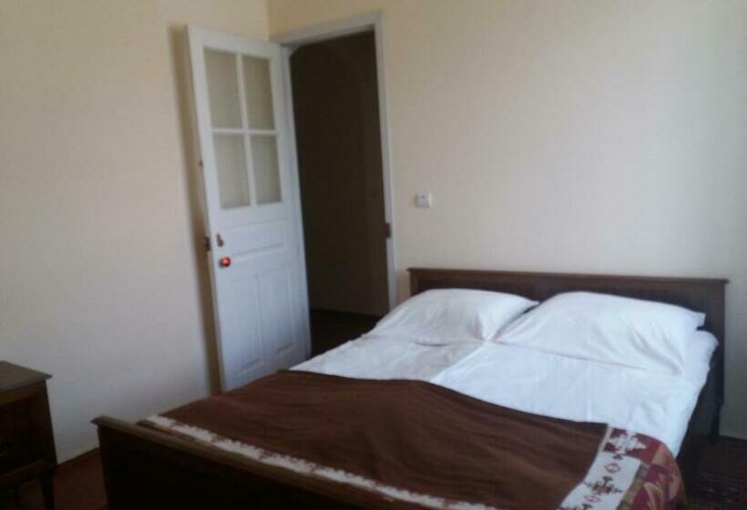 اتاق استاندارد, B&b Ruzan