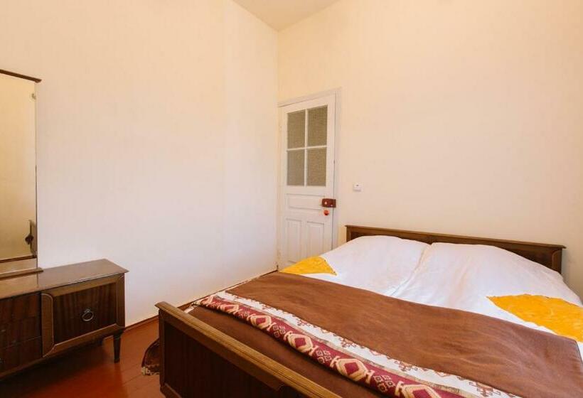 اتاق استاندارد, B&b Ruzan