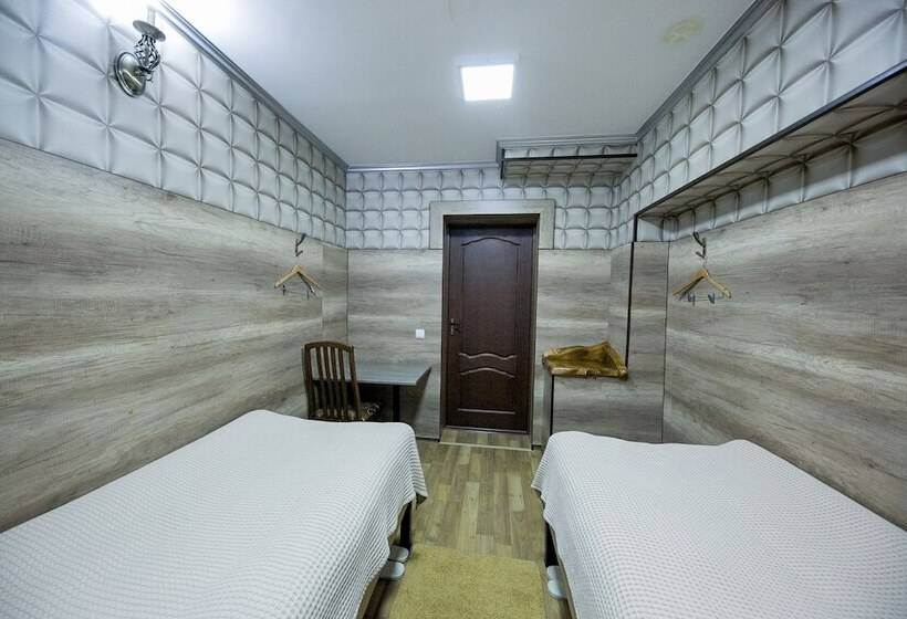 اتاق استاندارد, Flagman