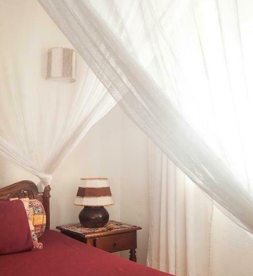 اتاق استاندارد با بالکن, Crystal Bay Resort