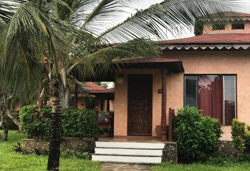 اتاق استاندارد با بالکن, Crystal Bay Resort