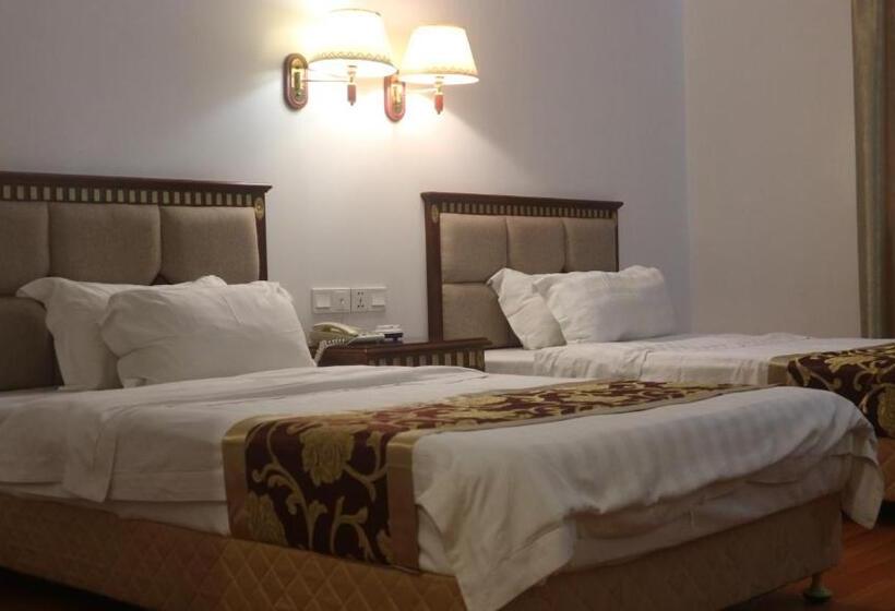 סוויטה אקזקיוטיב, Excelsior Resort