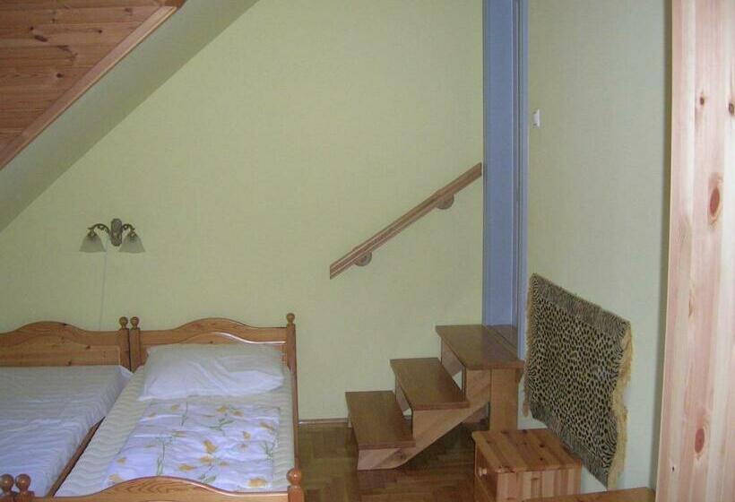 اتاق استاندارد, Balatoni Panoráma Villa