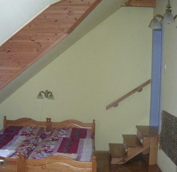 اتاق استاندارد, Balatoni Panoráma Villa