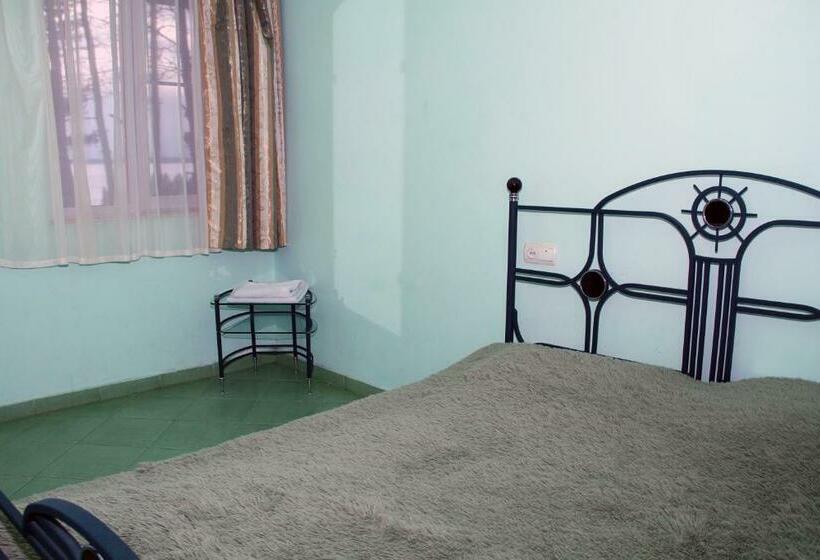 بانگلوی استاندارد, Kambuz