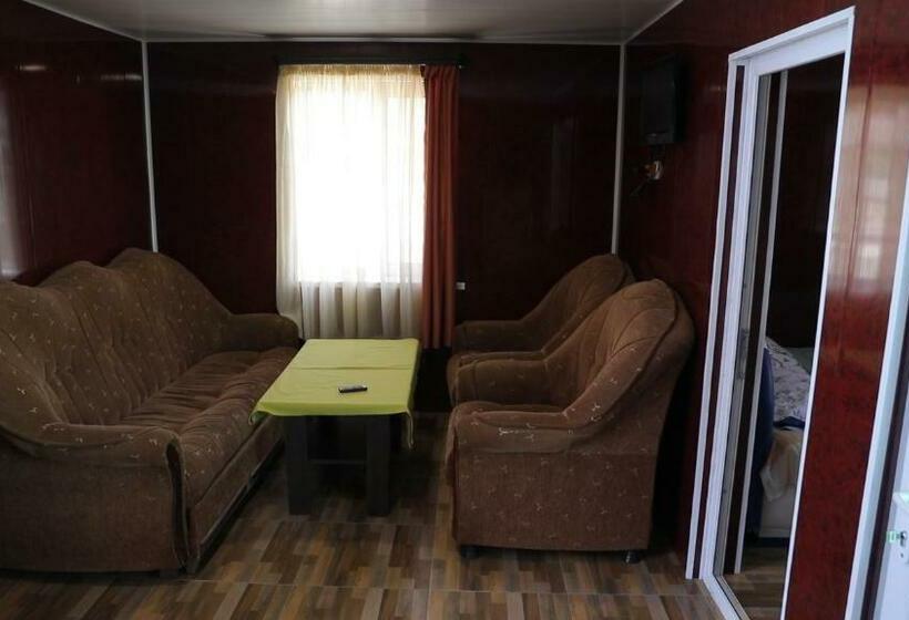 بانگلوی استاندارد, Kambuz