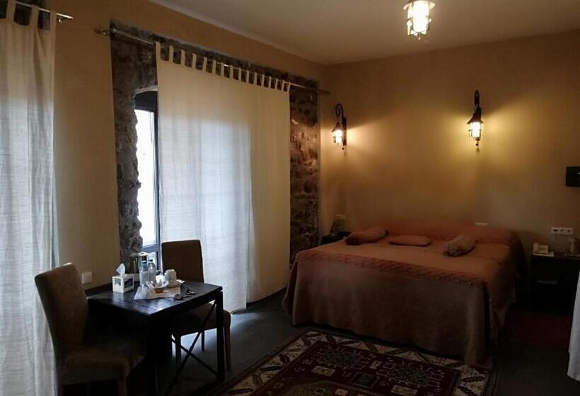 غرفة قياسية سرير كينج, Tufenkian Old Dilijan Complex