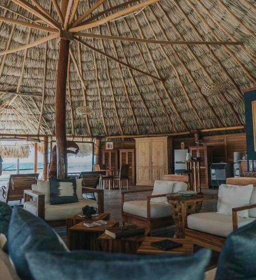 带5个卧室的别墅, Royal Belize