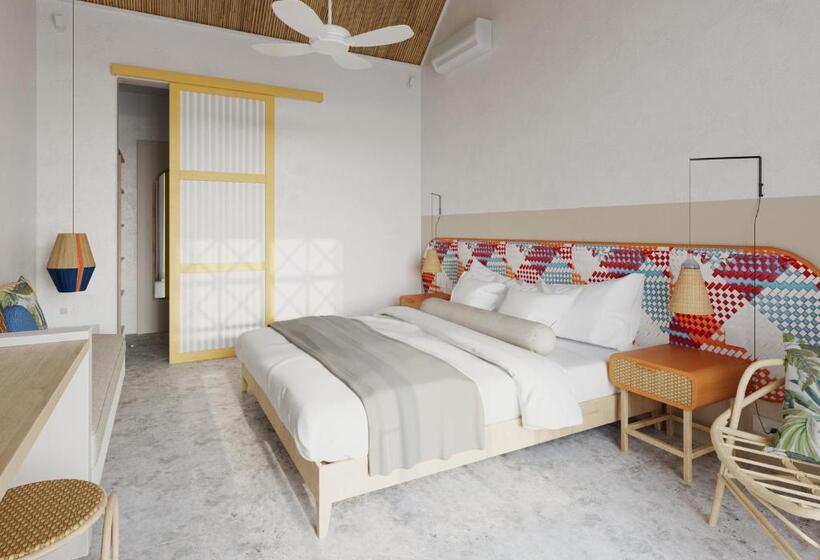 اتاق استاندارد, C Rodrigues Mourouk