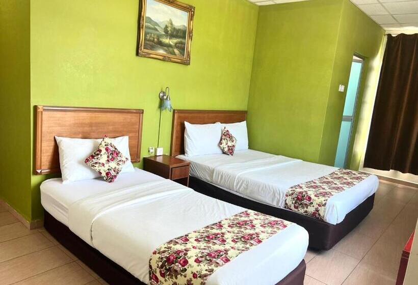 חדר סטנדרט לשלושה, D View Mersing