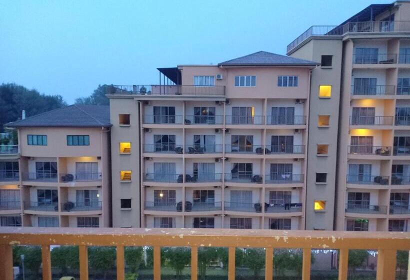 침실 1개 바다 전망 아파트, Zamlan Gold Coast Morib Intl Resort   3 Rooms Apartment