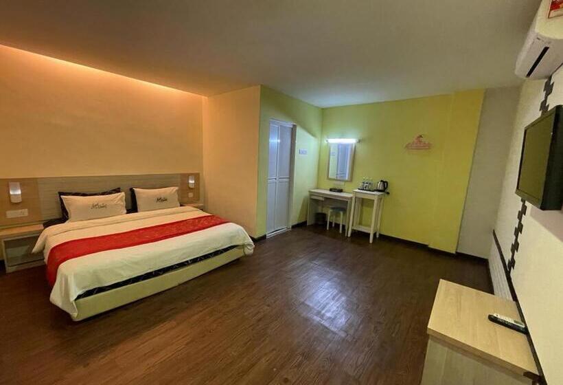 带大床的豪华间, N&l Hotel Kuala Terengganu