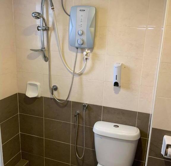 家庭间, N&l Hotel Kuala Terengganu