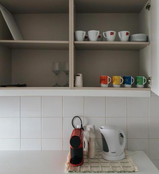 اتاق استاندارد با سرویس بهداشتی مشترک, Daniela S Lisboa Central Room 203