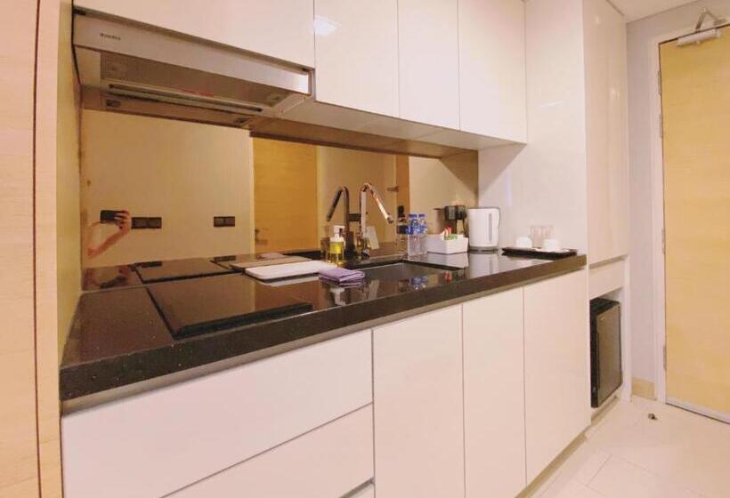 Deluxe Room, Straits Suite By C Homestay Malacca