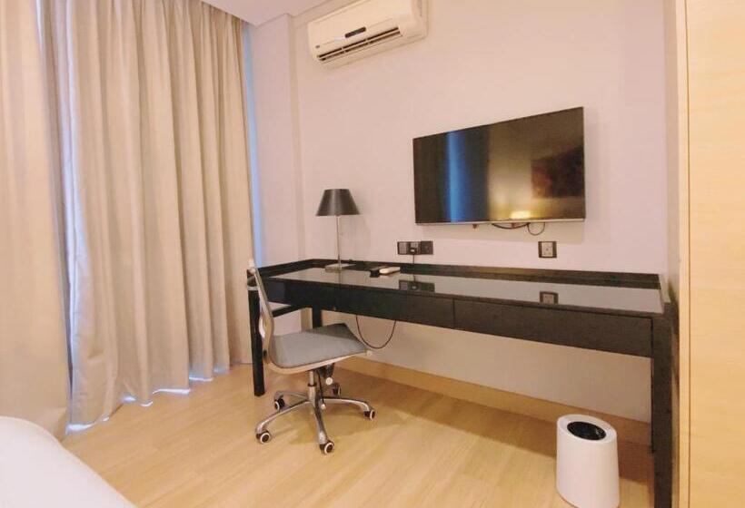 Deluxe Room, Straits Suite By C Homestay Malacca