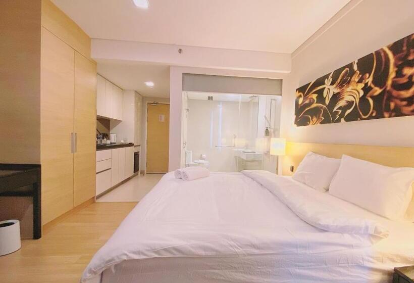 Deluxe Room, Straits Suite By C Homestay Malacca