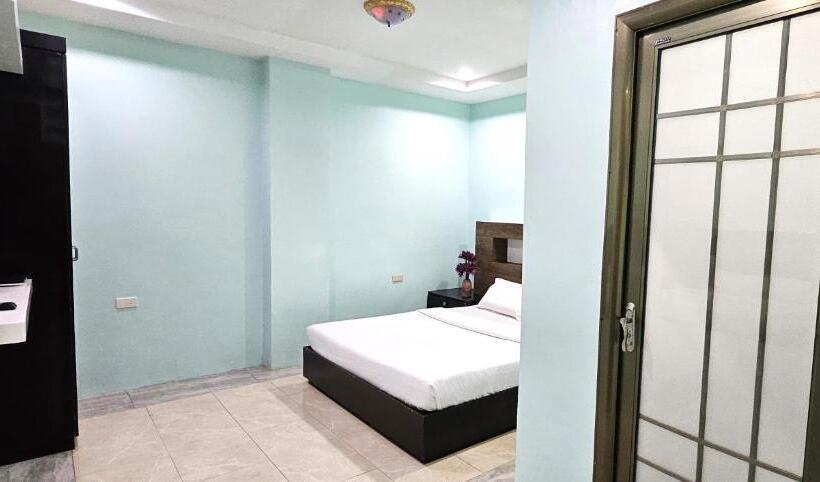 اتاق لوکس, The Jrjf Hotel Near Tagum Terminal