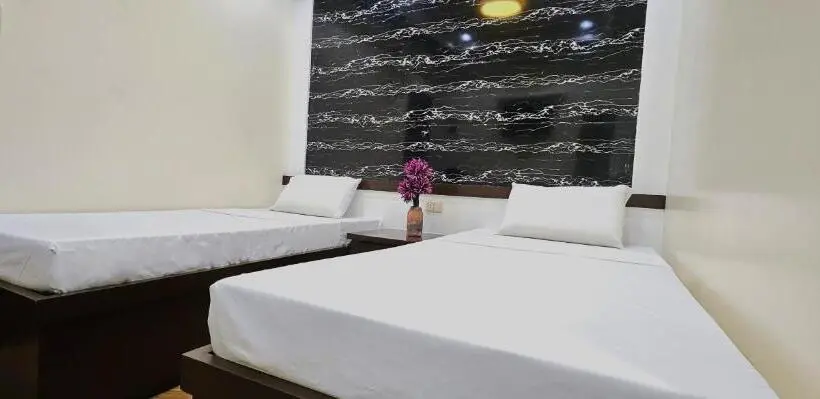 اتاق لوکس, The Jrjf Hotel Near Tagum Terminal
