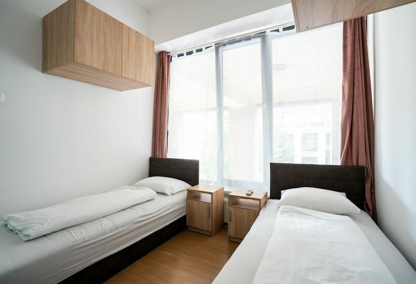 스탠다드 룸, Wow City Hostel