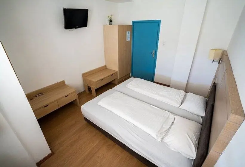 バス共有のスタンダードルーム, Wow City Hostel