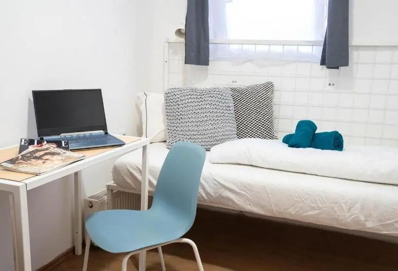スタンダードシングルルーム, Wow City Hostel